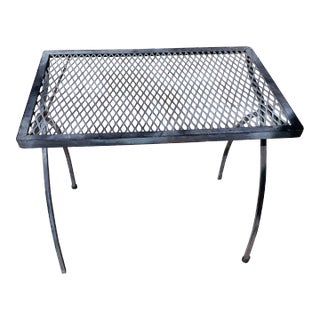 Mid 20th Century Salterini Style Mesh Top Wrought Iron Single Table For Sale