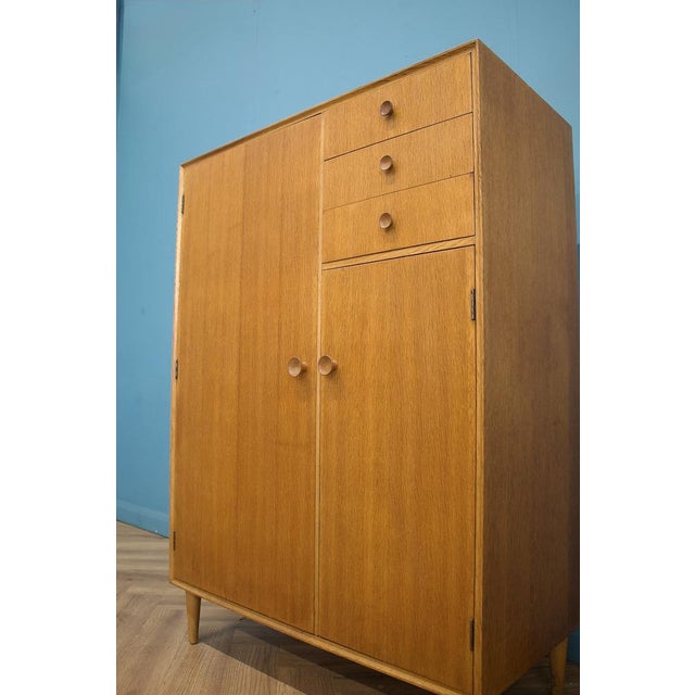 1960s Vintage Oak Compact Wardrobe from Meredew, 1960s For Sale - Image 5 of 12