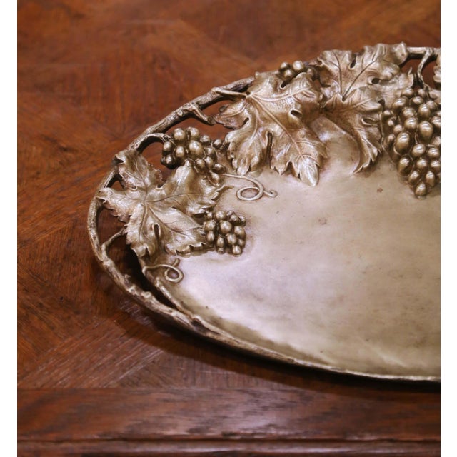 Late 19th Century 19th Century French Bronze Grape Vine Tray Vide-Poche Signed L. Buissonin For Sale - Image 5 of 9