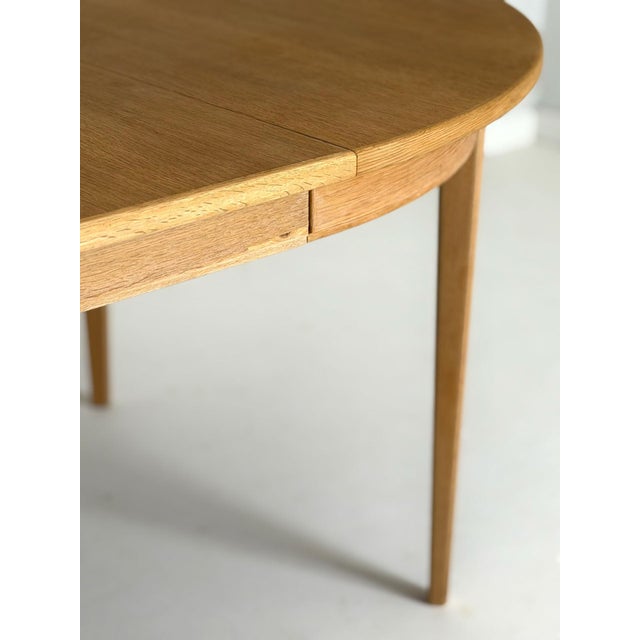 Extendable Round Oak No 55 Table from Omann Jun, 1960s For Sale - Image 14 of 15