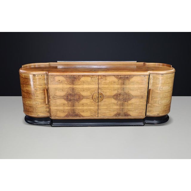 Art Deco Credenza in Walnut by Jindřich Halabala for Up Závody, Czechoslovakia, 1930 For Sale - Image 13 of 15