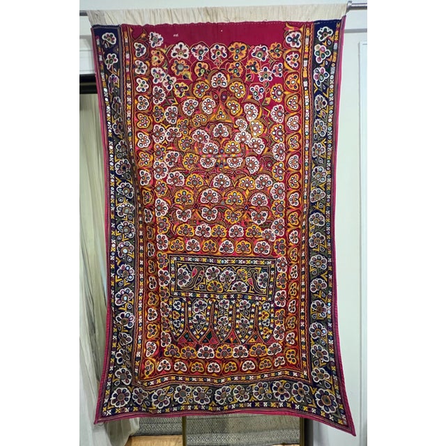 Antique 1920s Indian Gujarati Embroidered Tree of Life Wall For Sale In New York - Image 6 of 6