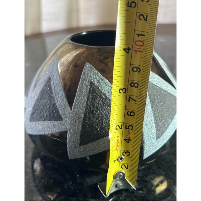 Ceramic Craig White Eagle Navajo Studio Pottery Vessel, Bronze Geometric Form For Sale - Image 7 of 8