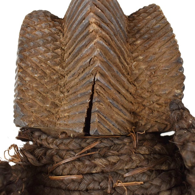 Early 20th Century Early 20th Century Chokwe Mask Mwana Pwo For Sale - Image 5 of 8