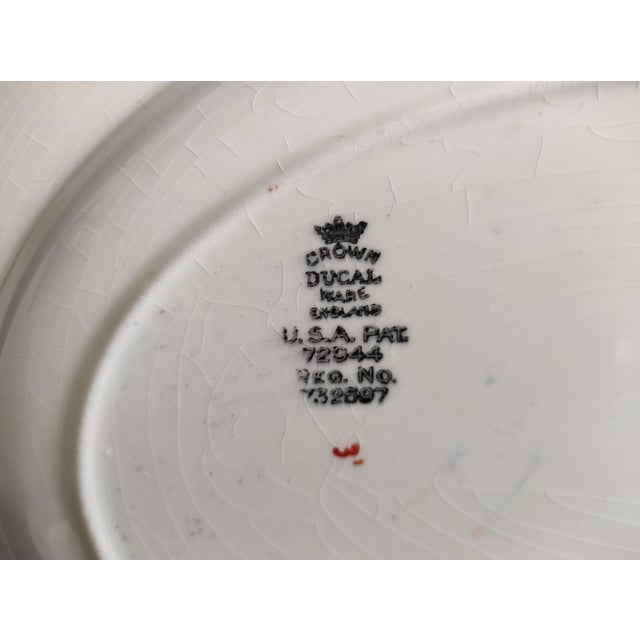 Vintage English Serving Plates from Crown Ducal, 1950s, Set of 2 For Sale - Image 4 of 10