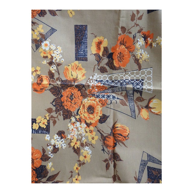 Vintage Mid Century Floral Pattern Fabric 4y For Sale