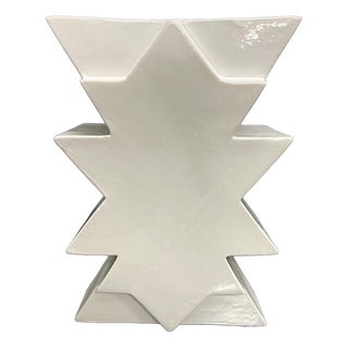 Sculptural Ilios Vase in Ceramic by Florio Paccagnella for Memphis Milano Group. 1990s For Sale