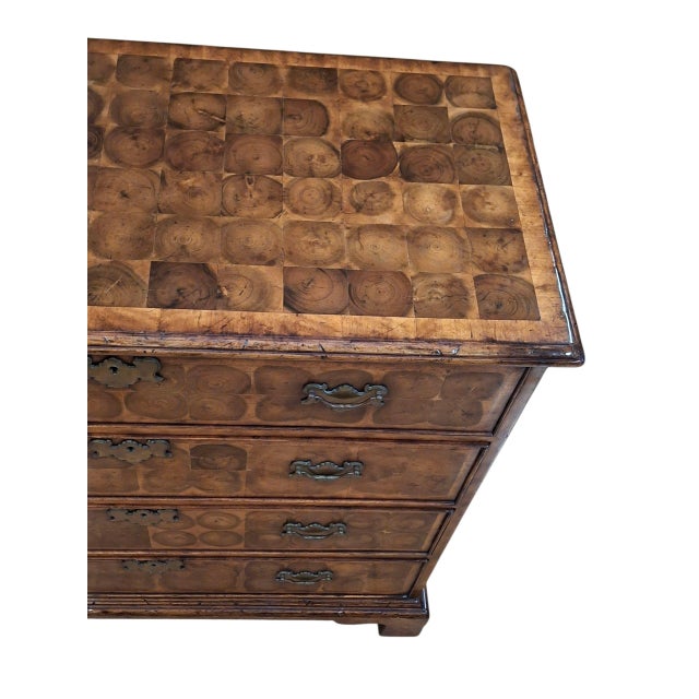 William and Mary Style Oyster Veneer Chest of Drawers For Sale In San Francisco - Image 6 of 12