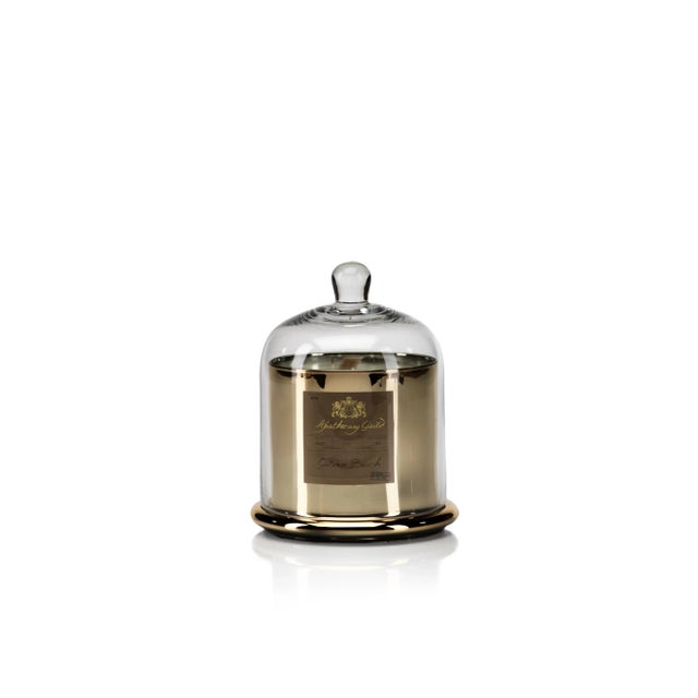 Classic and vintage is your style, so you'll love this beautiful scented candle. It comes in a delightful vessel...