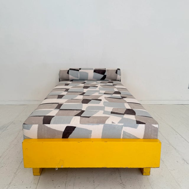 German Bauhaus Yellow Daybed, 1920s For Sale - Image 6 of 16