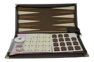 Vintage Backgammon Nos in Original Box - Board Is Magnetic in Linen Zip Case