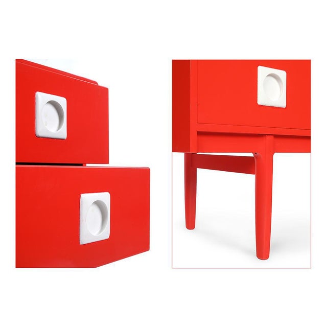 Red Lacquered Wood Console Table, 1960s For Sale - Image 4 of 5