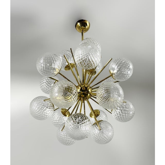 Italian 21st Century Diciotto Balloton Murano Sputnik Chandelier by Fabio LTD For Sale - Image 3 of 9