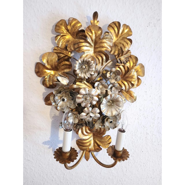 Hand-Shaped Floral Gilded and Silvered Wall Lamp by S. Salvadori, 1950s For Sale - Image 11 of 18