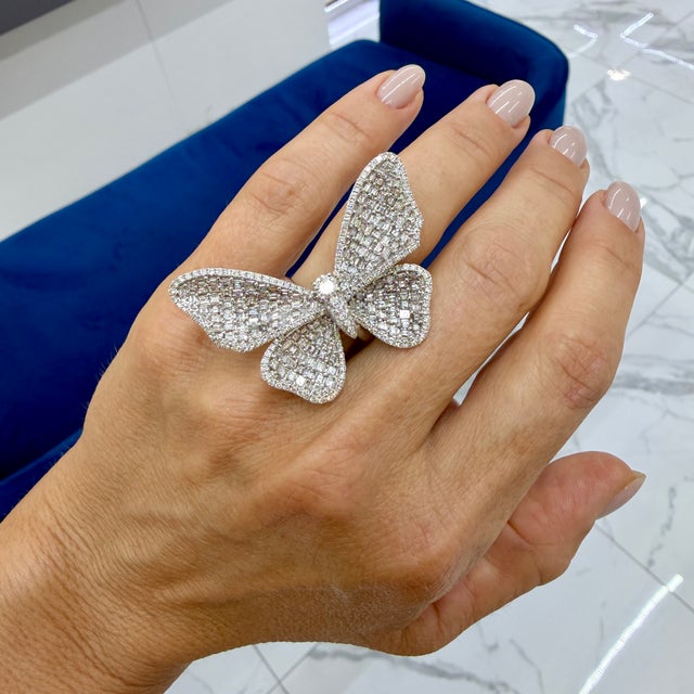 Silver 18k White Gold 7ctw Square Baguettes and Rounds Diamond Butterfly Cocktail Ring, Size 7 For Sale - Image 8 of 8