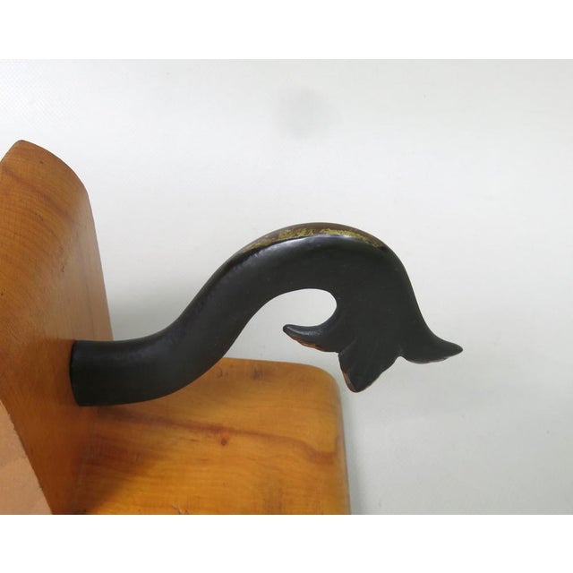 Fish Bookends in Bronze Black & Teak in the style of Walter Bosse, 1950s, Set of 2 For Sale - Image 16 of 18