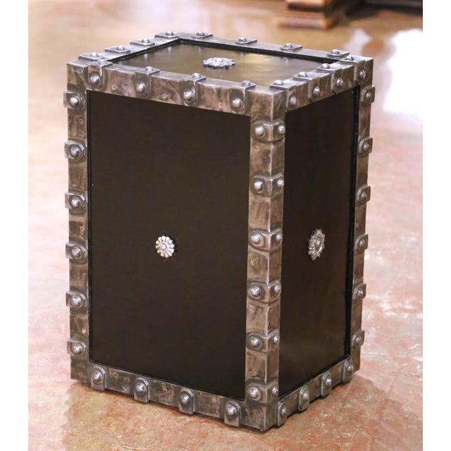 19th Century French Polished Cast Iron Safe With Key and Two-Letter Combination For Sale - Image 14 of 14