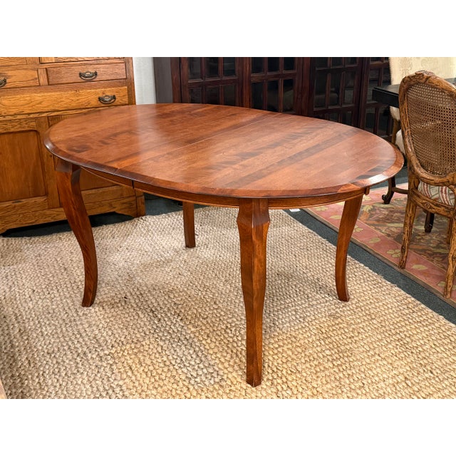 Traditional Queen Anne Extension Dining Table + Six Dinec Side Chairs, Set For Sale - Image 10 of 12
