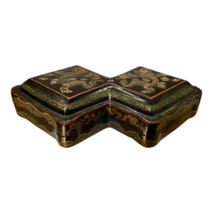 Chinese Distressed Black Lacquer Double Rhombus Dragons Box