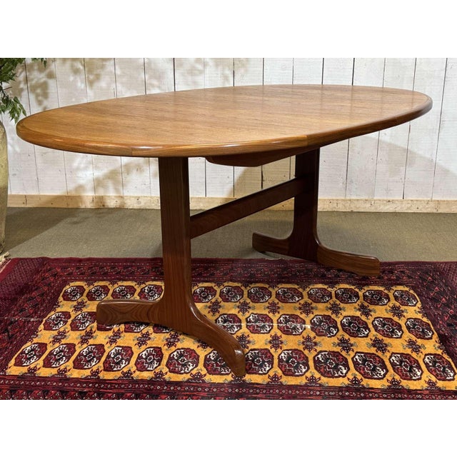 Wood Oval Teak Table with a Butterfly Extension from G-Plan, 1970s For Sale - Image 7 of 18