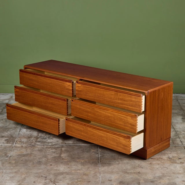 Mid-Century Modern Six Drawer Teak Dresser by Nils Jonsson for Tørring Møbelfabrik For Sale - Image 3 of 17