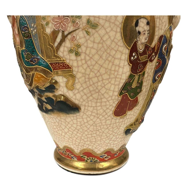 Antique Japanese Meiji Period Satsuma Earthenware Vase For Sale In Los Angeles - Image 6 of 18