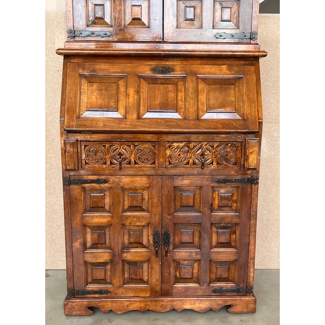 Late 19th Century Spanish Walnut Bureau Bookcase ‘Secretaire’ For Sale - Image 12 of 18