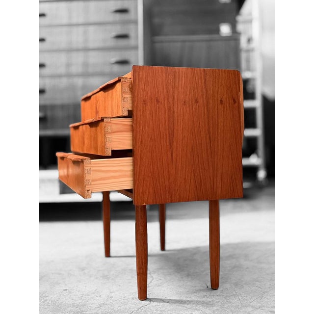 Brown Small Teak Chest of Drawers from Ejsing Møbelfabrik, Denmark, 1960s For Sale - Image 8 of 14