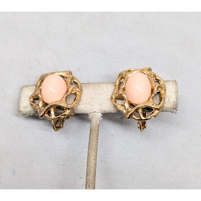 Mid-Century Modern Vintage 1973 Signed Napier Modernist Goldtone Faux-Coral Cabochon Clip Earrings - 2 Pieces For Sale - Image 3 of 7