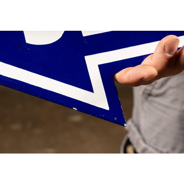 1960s Double-Sided Porcelain "Service Entrance" Arrow Sign For Sale - Image 4 of 15