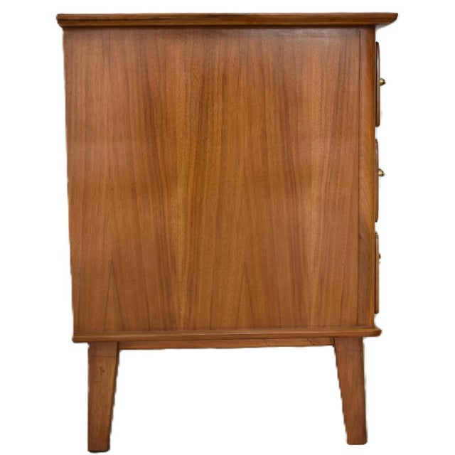 Mid-Century Modern Mid-Century Style Sideboard For Sale - Image 3 of 11