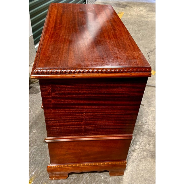 Mid 20th Century Mid 20th Century Roos Sweetheart Cedar Chest For Sale - Image 5 of 12