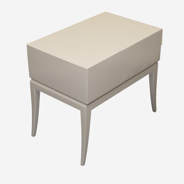 1930s Tommi Parzinger for Charak White Lacquered Bedside Table For Sale - Image 5 of 6