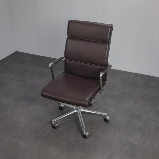 Una Leather Office Chair by ICF, Italy, 1990s For Sale - Image 6 of 12