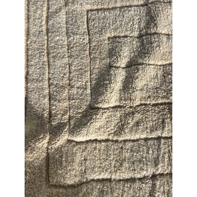 1990s Vintage Beni Ourain Moroccan Berber Wool Rug, 1990 For Sale - Image 5 of 11