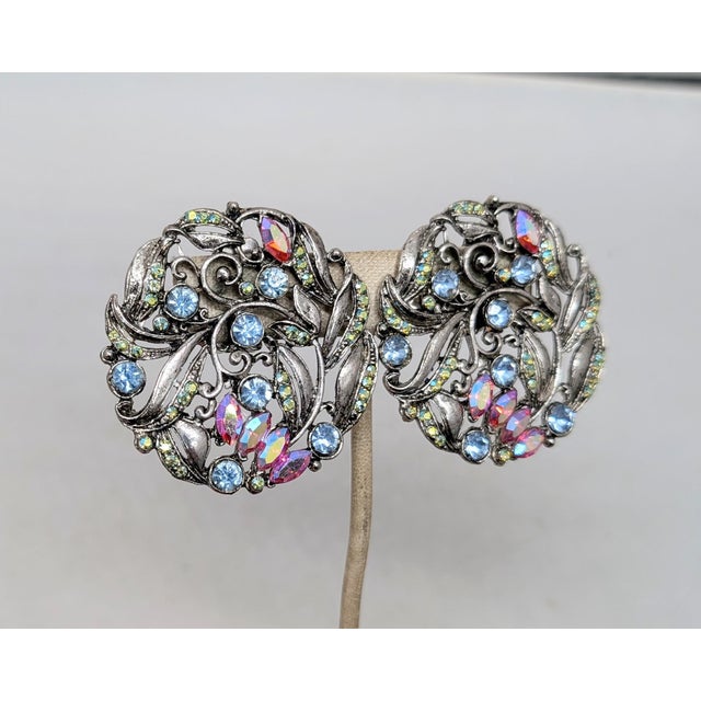 American Vintage 1980s Signed Thelma Deutsch Large Round Silvertone Pastel Rhinestone Clip Earrings-2 Pieces For Sale - Image 3 of 7