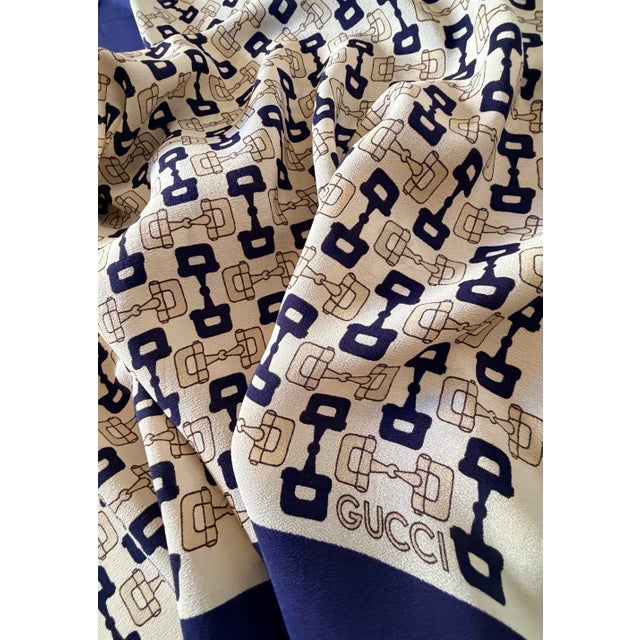Textile 1980s Gucci Stirrups Vintage 1980s Men's Silk Scarf For Sale - Image 7 of 9