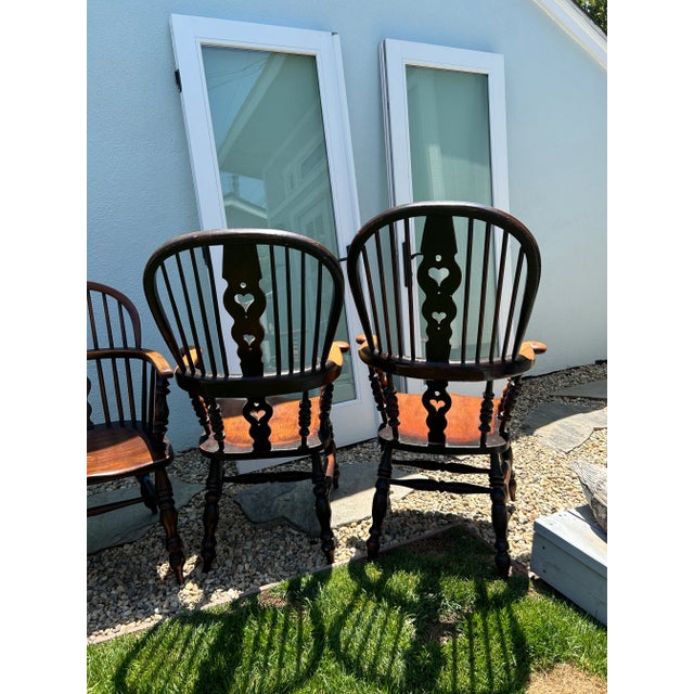 Late 18th Century Late 18th Century English Windsor Chairs Original Early Oak Complete Set of 8–6 Side Chairs, 2 Broad Armchairs With Heart Splat Backs For Sale - Image 5 of 12