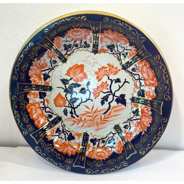 Made in England, this pretty vintage Asian design tray with Imari colors is nice!