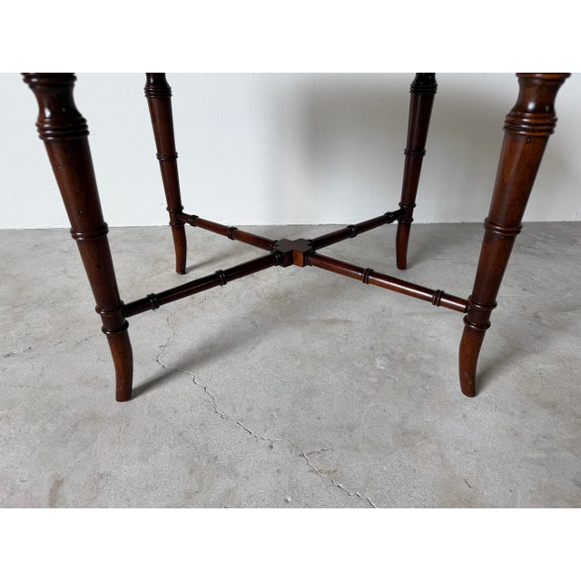 Vintage Henredon / Hekman - Style Faux Bamboo Carved Wood Oval Tray-Top Side Table For Sale - Image 4 of 12