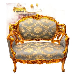 French Louis XV Loveseat With Blue Damask Upholstery & Hand-Gilded Gold Leaf Frame For Sale