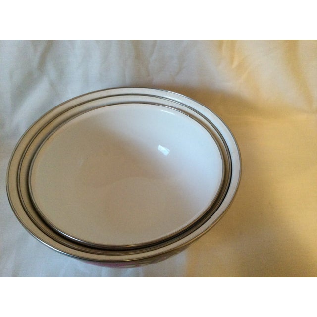 Vintage Nesting Enamel Mixing/Serving Bowls- Set of 3 For Sale - Image 6 of 10