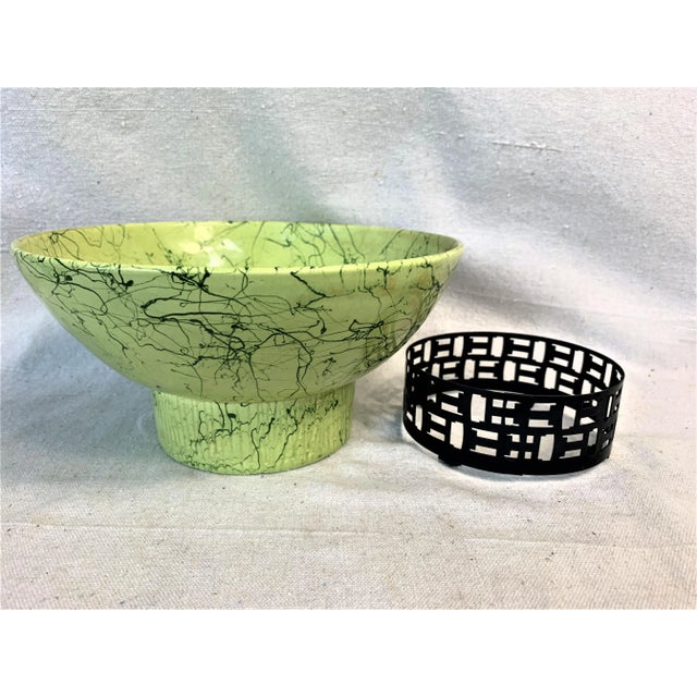 Mid-Century Spatter Bowl and Stand For Sale - Image 4 of 10