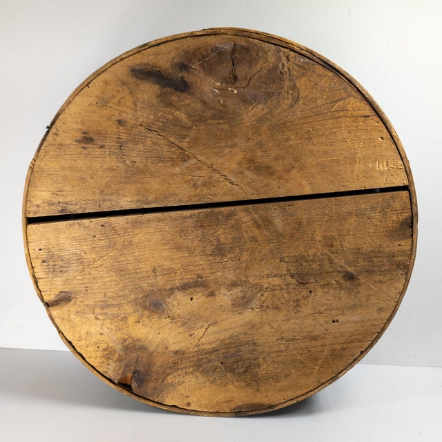 19th Century Large Norwegian Pine Tine Box With Rosemaling, Signed For Sale - Image 12 of 13