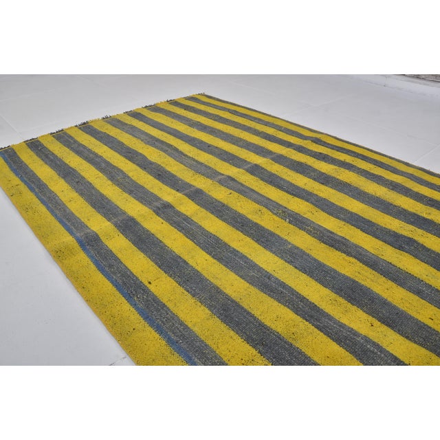 Vintage Anatolian Wool Rug For Sale - Image 4 of 9