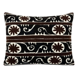 Embroidered Cotton Suzani Pillow Cover 22'' X 28'' For Sale
