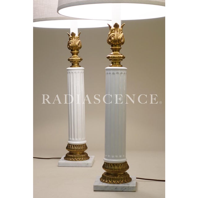 Stiffel 1960s Stiffel Neoclassical Hollywood Regency Porcelain Composite Style Column Marble Brass Table Lamps - a Pair For Sale - Image 4 of 13