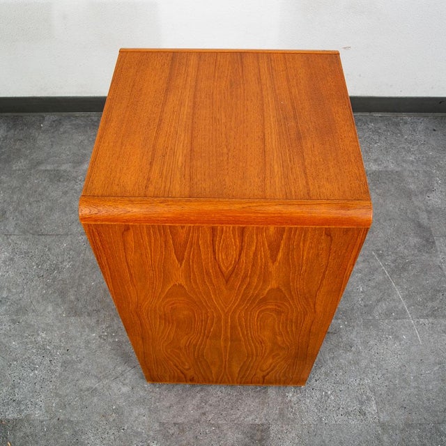 Mid Century Modern Compact Cabinet Teak Smoked Glass MCM Media Lights Vintage For Sale In Sacramento - Image 6 of 9