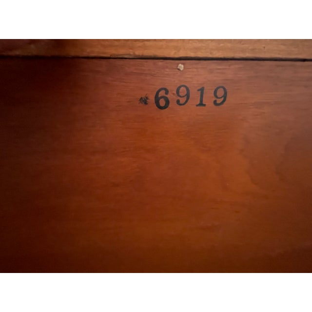 Vintage 1950s/60s R-Way French Provincial 4-Piece Bedroom Suite For Sale - Image 16 of 18