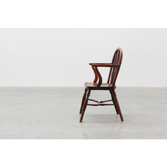 English Windsor Armchair with Oak Seat and Spindle Back, 1800s For Sale - Image 4 of 13